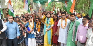 सनातन संस्कृति का संदेश लेकर अयोध्या रवाना हुई मातृशक्ति Women set off for Ayodhya, carrying the message of Sanatan culture.