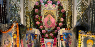 भक्ति भाव से मनाया गया भक्त शिरोमणि गोकुलचंद मिश्र का गुरु वंदना दिवस Guru Vandana Day of devotee Shiromani Gokulchand Mishra was celebrated with devotion.