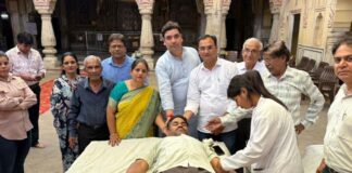 रक्तदान कर दी बम ब्लास्ट के शहीदों को श्रद्धांजलि Paid Tribute to Bomb Blast Martyrs by Donating Blood