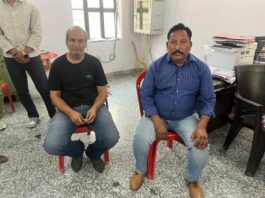 सैलरी बनाने की एवज में रिश्वत लेते स्वास्थ्य निरीक्षक ट्रैप