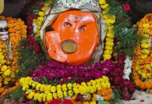 चांदपोल परकोटा गणेश मंदिर में गुरु-पुष्य नक्षत्र पर दी 1008 मोदकों की आहुति