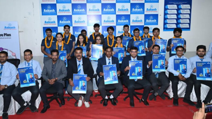 Aakash's Banner: Yashvardhan Secures AIR-52 in JEE Advanced