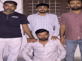 महाकाल मंदिर में पूजा कर रहा था 25 हजार का इनामी तस्कर A Smuggler with a ₹25,000 Bounty Was Worshipping at the Mahakal Temple.