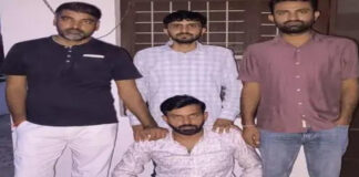 महाकाल मंदिर में पूजा कर रहा था 25 हजार का इनामी तस्कर A Smuggler with a ₹25,000 Bounty Was Worshipping at the Mahakal Temple.
