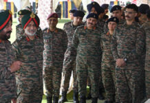 आर्मी कमांडर ने किया सप्त शक्ति कमांड के विभिन्न सैन्य स्टेशनों का दौरा