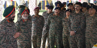 आर्मी कमांडर ने किया सप्त शक्ति कमांड के विभिन्न सैन्य स्टेशनों का दौरा
