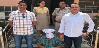 पांच हजार का इनामी बदमाश गिरफ्तार Criminal with a ₹5,000 reward on his head arrested.