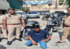 रेलवे अस्पताल की पार्किंग से बुलेट चोरी करने वाला शातिर चोर गिरफ्तार Cunning thief arrested for stealing a Bullet motorcycle from the railway hospital parking lot.