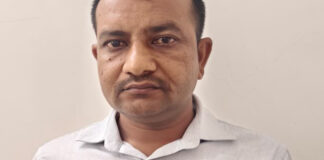 दर्ज मामले में जल्द कार्रवाई के नाम पर कांस्टेबल छह हजार की रिश्वत लेते गिरफ्तार Constable arrested while accepting a bribe of ₹6,000.