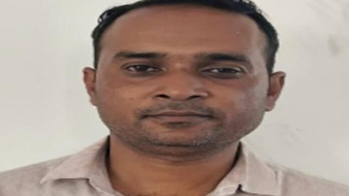 Water Supply Department JEN Durgashankar Menaria arrested. Water Supply Department JEN Durgashankar Menaria arrested.