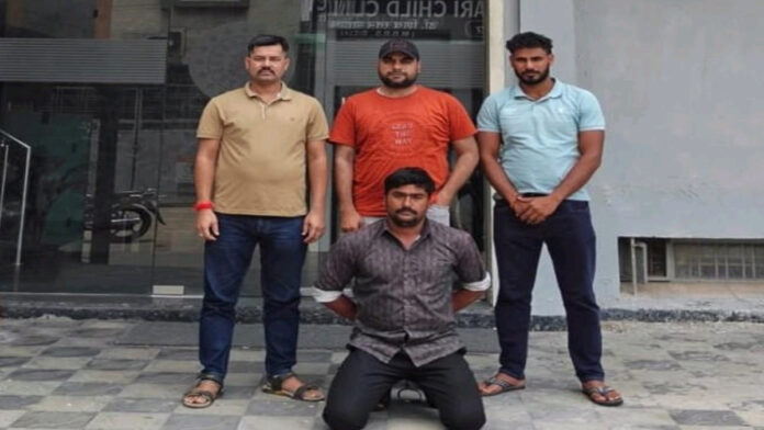 ANTF Action: Smuggler with ₹25,000 bounty, absconding for 7 years, arrested in Kerala.