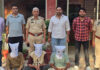 व्यापारी को कार में बंधक बनाकर लूट करने वाली गैंग का पर्दाफाश Gang that robbed a businessman after holding him hostage in a car busted.