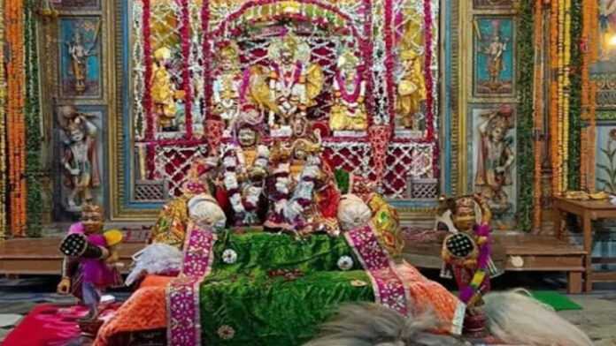 Jal Vihar Manrath decorated in Shri Ram Temple