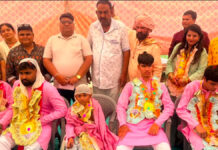 वैदिक मंत्रोच्चार के साथ बच्चों का हुआ जनेऊ संस्कार