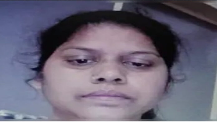 Alleged female Jaish-e-Mohammed sleeper cell member arrested in Jaipur. Alleged female Jaish-e-Mohammed sleeper cell member arrested in Jaipur.