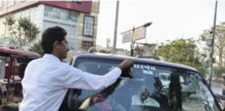 यातायात नियम तोड़ने वालों पर पुलिस का शिकंजा: 8 दिन में 70 हजार से अधिक चालान Police crack down on traffic rule violators.