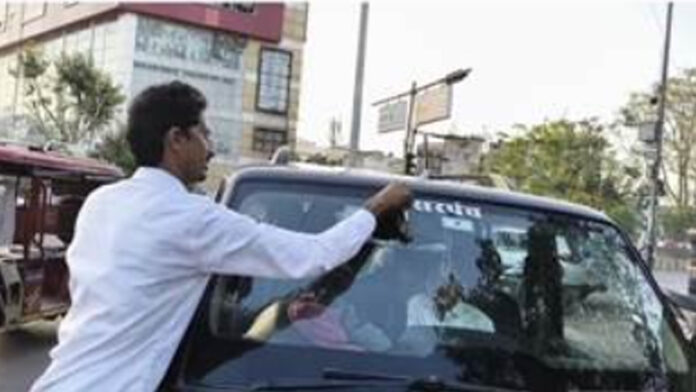 Police crack down on traffic rule violators. Police crack down on traffic rule violators.