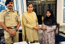 जयपुर पुलिस की ईमानदारी बनी मिसाल: सड़क पर मिला 13 हजार रुपये से भरा पर्स
