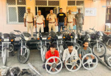 मौज-मस्ती के लिए दुपहिया वाह चुराने वाले अंतर जिला वाहन चोर गिरोह का पर्दाफाश