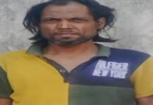 भजन-कीर्तन में शामिल होकर मोबाइल चुराने वाला शातिर नशेड़ी गिरफ्तार Cunning drug addict arrested for stealing mobile phones.
