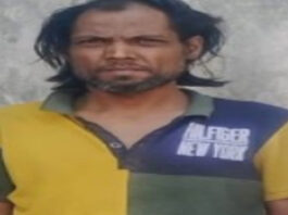भजन-कीर्तन में शामिल होकर मोबाइल चुराने वाला शातिर नशेड़ी गिरफ्तार Cunning drug addict arrested for stealing mobile phones.