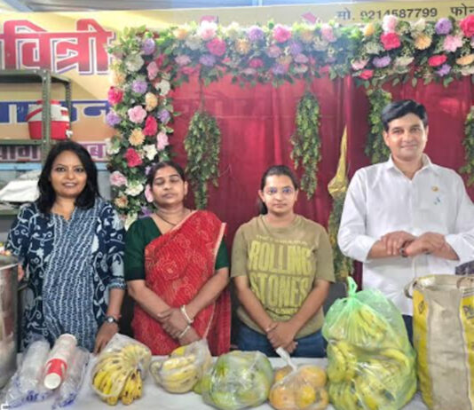 निर्जला एकादशी पर नृत्यम फाउंडेशन की पहल: शरबत और फलों के वितरण से दिया मानवता का संदेश Nrityam Foundation distributed sherbet and fruits on Nirjala Ekadashi.