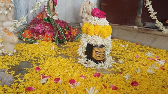 Temples abuzz with Ram-Lakshman Dwadashi celebrations