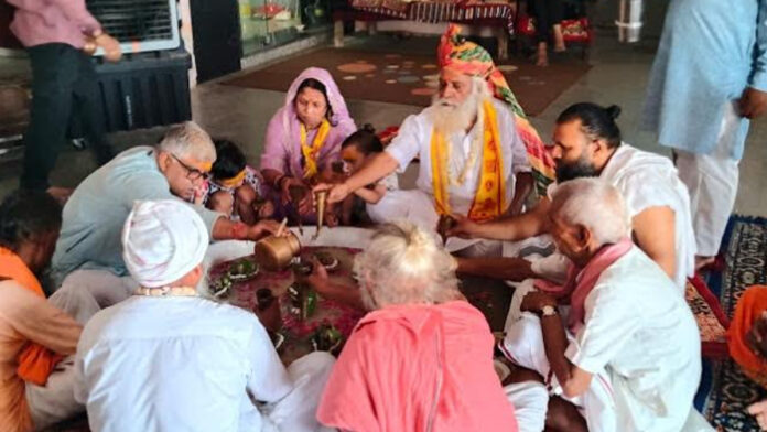 Abhisheka of the twelve Jyotirlingas at the Shri Panchmukhi Hanuman Temple on Jyeshtha Purnima.
