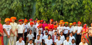 शस्त्र, शास्त्र और साफा के माध्यम से बेटियां बन रहीं आत्मनिर्भर और संस्कारित : डॉ. मनीषा सिंह Daughters are becoming self-reliant and grounded in good values.