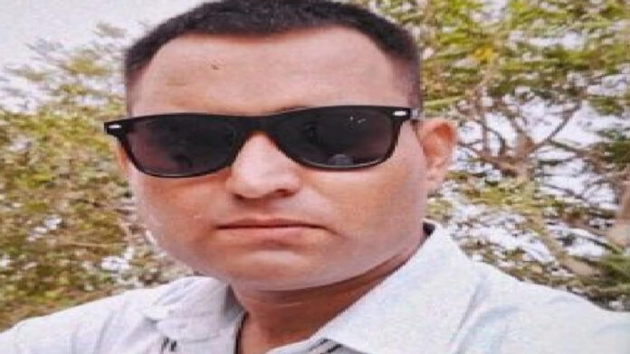 Accused arrested for attempting fraud by posing as a cybercrime officer.