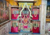श्री सरस निकुंज में सजेगी ठाकुरजी की भव्य फूल बंगला झांकी A magnificent 'Phool Bangla' tableau of Thakurji will be set up at Shri Saras Nikunj.