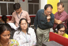 विशिष्ट शासन सचिव, वित्त शिवांगी स्वर्णकार ने राजस्थान संपर्क पोर्टल केंद्र का निरीक्षण किया Shivangi Swarnakar inspected the Rajasthan Sampark Portal Center.