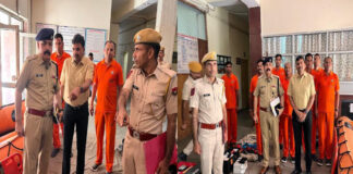 मानसून आपदा से निपटने के लिए एसडीआरएफ मुस्तैद: कमांडेंट राजेंद्र सिंह सिसोदिया ने लिया रेस्क्यू टीम का जायजा