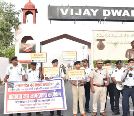 ट्रैफिक सेंस अभियान: विजय द्वार चौराहे पर जागरूकता और कार्रवाई साथ-साथ Traffic Sense Campaign