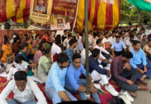 नर्सों का आंदोलन तेज: सामूहिक अवकाश की चेतावनी Nurses' agitation intensifies: Warning of mass leave.