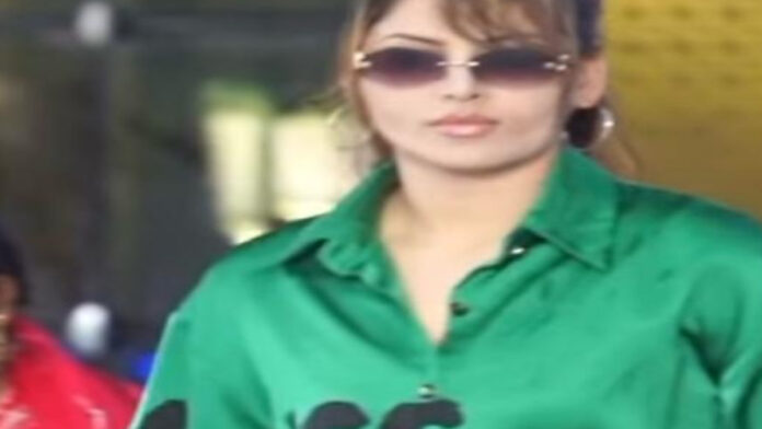 Urvashi Rautela arrived at the airport in a Dior outfit worth ₹10 lakh.