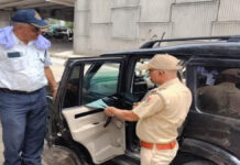 22 दिन में 1.71 लाख से अधिक वाहनों पर पुलिस ने कसा शिकंजा Police cracked down on over 1.71 lakh vehicles in 22 days.
