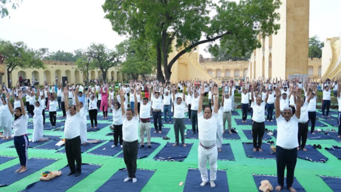 International Yoga Day: ‘Yoga for Healthy Aging’ echoes from Jantar Mantar. International Yoga Day: ‘Yoga for Healthy Aging’ echoes from Jantar Mantar.