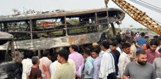 दिल्ली-मुंबई एक्सप्रेसवे पर भीषण बस अग्निकांड में आठ लोगों की मौत