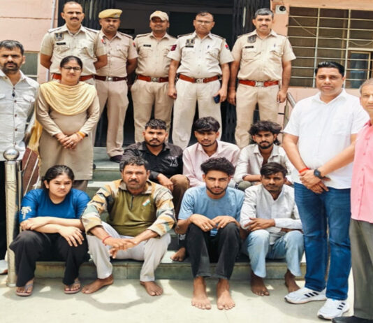 अनुकंपा नौकरी और प्रॉपर्टी के लालच में बेटी ने कराई मां की हत्या
