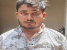 8.6 किलो गांजे के साथ तस्कर गिरफ्तार Two cunning burglars arrested.