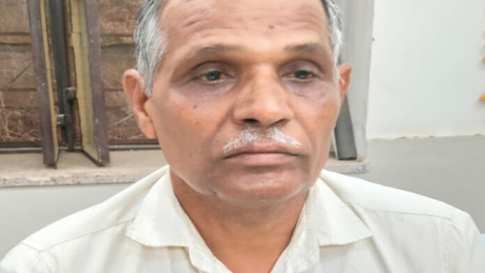 ASI arrested for accepting a bribe of ₹40,000 in exchange for help.