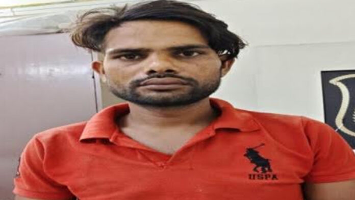 Person arrested for blackmailing with obscene photos and videos