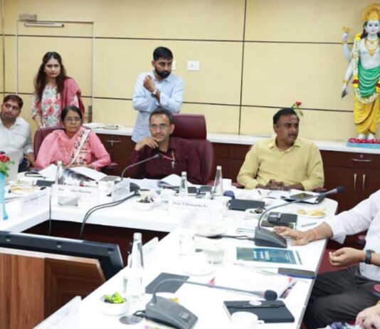 आयुर्वेद अनुसंधान को नई पहचान दिलाने के लिए राष्ट्रीय आयुर्वेद संस्थान में चला मंथन