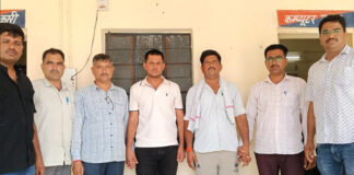 बिजली कनेक्शन के बदले 10 हजार की रिश्वत लेते एवीवीएनएल टेक्नीशियन गिरफ्तार AVVNL technician arrested for accepting a bribe in exchange for an electricity connection.