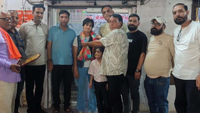 Consensus reached on several demands during a discussion with the Director regarding the issues faced by Anganwadi workers. Consensus reached on several demands during a discussion with the Director regarding the issues faced by Anganwadi workers.