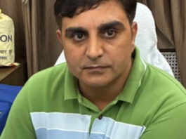 जयपुर एडीएम कार्यालय का निजी सहायक एक लाख की रिश्वत लेते गिरफ्तार