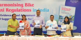 कट्स इंटरनेशनल की रिपोर्ट में आजीविका, सुरक्षा और किफायती शहरी परिवहन की रक्षा के लिए समान बाइक टैक्सी नियमों की मांग