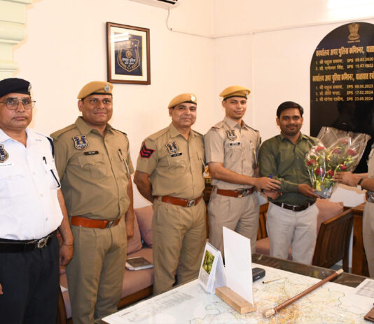 आईपीएस प्रदीप मोहन शर्मा ने अतिरिक्त पुलिस कमिश्नरेट (यातायात एवं प्रशासन) का पदभार संभाला IPS Pradeep Mohan Sharma assumed charge of the Additional Police Commissionerate.