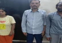 मृत महिला को कागजों में जिंदा रखकर लाखों की पेंशन हड़पने वाले गिरफ्तार Individuals who embezzled pensions worth lakhs arrested.